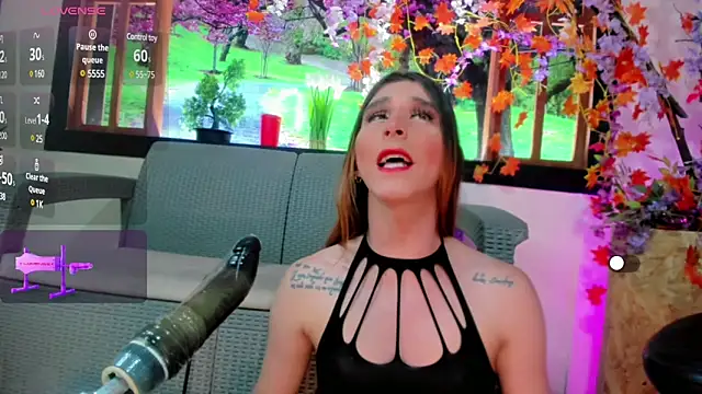 Snapshot of la_ratona_1 chatting on March 21, 2025, 11:01 pm la ratona 1 online show from March 21, 2025, 11:01 pm