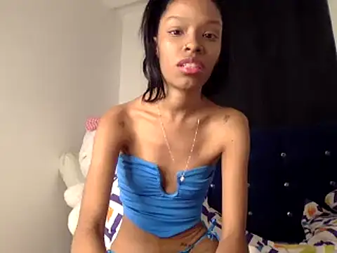 Snapshot of Crystal_florez24 chatting on February 21, 2025, 3:45 am Crystal florez24 online show from February 21, 2025, 3:45 am