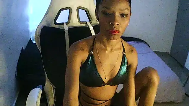 Snapshot of Crystal_florez24 chatting on September 18, 2025, 4:04 am Crystal florez24 online show from September 18, 2025, 4:04 am