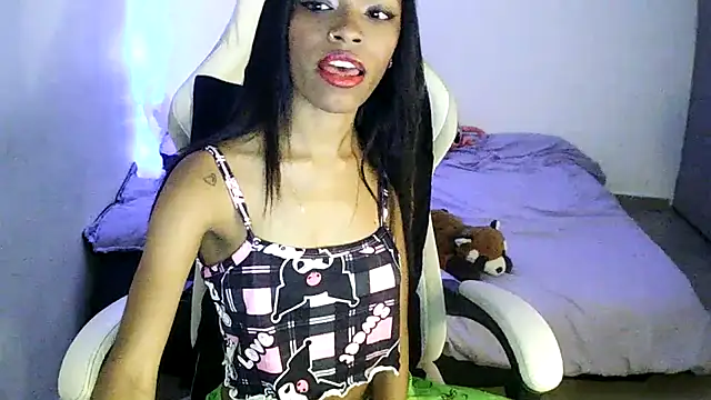 Snapshot of Crystal_florez24 chatting on September 26, 2025, 5:03 am Crystal florez24 online show from September 26, 2025, 5:03 am