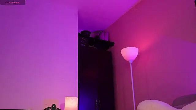 Snapshot of srtaliz chatting on February 12, 2026, 6:29 pm srtaliz online show from February 12, 2026, 6:29 pm