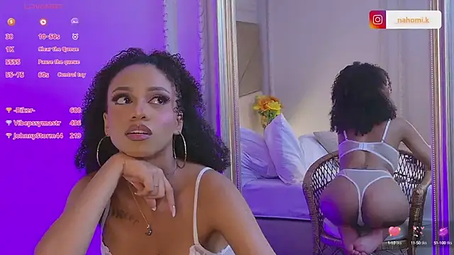 Snapshot of Nahomi_King chatting on February 18, 2025, 7:09 pm Nahomi King online show from February 18, 2025, 7:09 pm