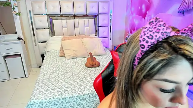 Yelena mutiz online show from December 22, 2025, 1:22 pm