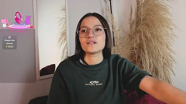 Elecktra sweet online show from March 12, 2026, 7:51 pm