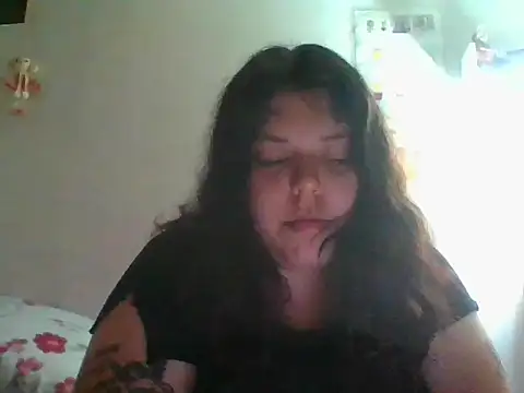 Snapshot of scarletttlove chatting on April 19, 2026, 3:51 am scarletttlove online show from April 19, 2026, 3:51 am