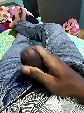 Snapshot of bangaloresexyguy chatting on April 16, 2026, 5:30 am bangaloresexyguy online show from April 16, 2026, 5:30 am