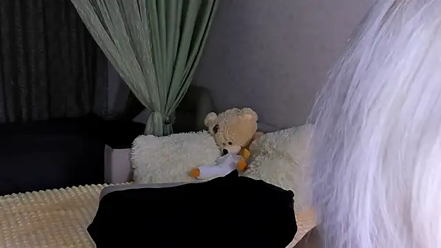 Sweeet Barbie online show from November 29, 2025, 3:56 pm