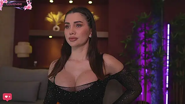 JustinneJade online show from February 28, 2025, 7:05 am