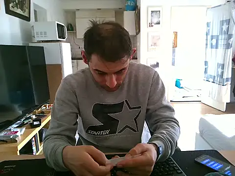 mihaimichael online show from June 3, 2026, 8:37 am