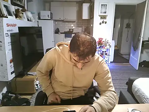 mihaimichael online show from October 28, 2025, 12:22 am