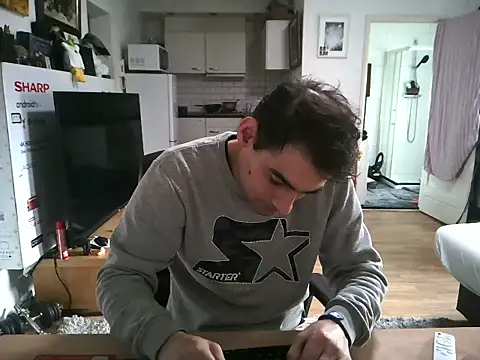 Snapshot of mihaimichael chatting on January 19, 2026, 10:52 am mihaimichael online show from January 19, 2026, 10:52 am