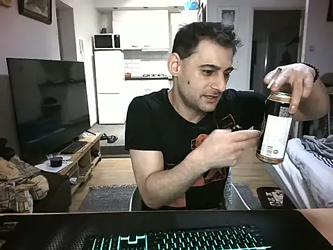 Snapshot of mihaimichael chatting on March 23, 2026, 10:53 pm mihaimichael online show from March 23, 2026, 10:53 pm