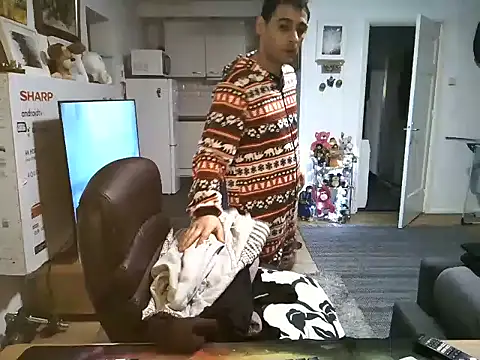 mihaimichael online show from October 15, 2025, 7:22 pm