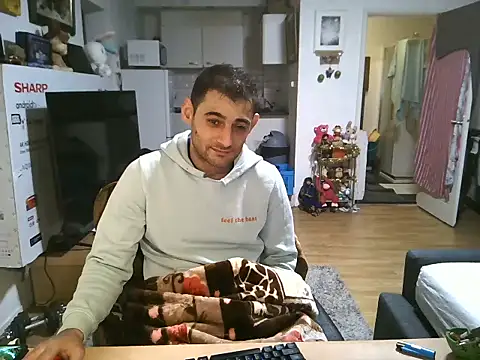 mihaimichael online show from November 21, 2025, 12:09 am