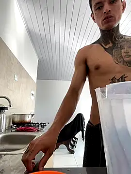 Herem369 online show from December 3, 2025, 1:43 pm