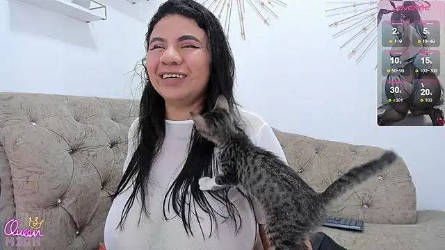 Miah BigBoobs online show from May 9, 2026, 5:27 pm