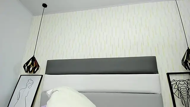 mileyerikson online show from March 1, 2025, 10:42 pm