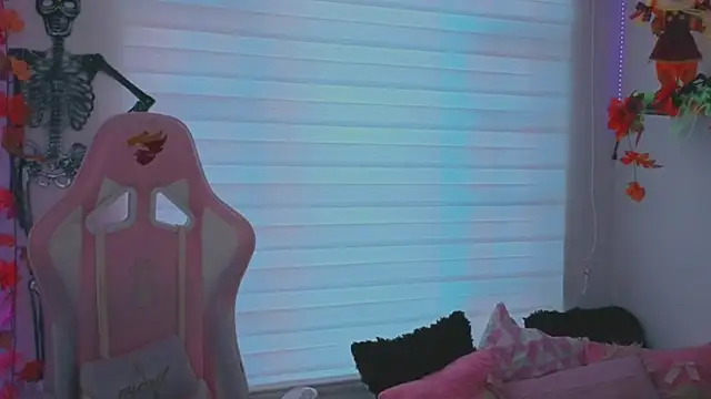 keyla roberts777 online show from October 19, 2025, 11:46 am