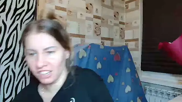 TherestlessKitty online show from February 18, 2026, 10:39 pm