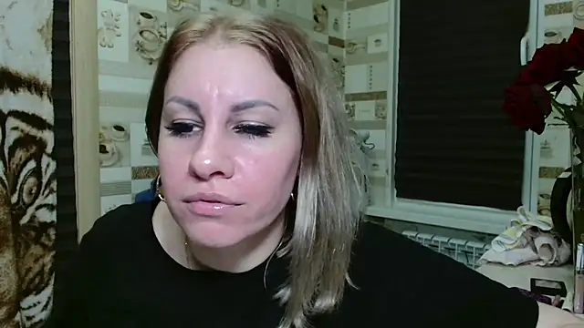 Snapshot of TherestlessKitty chatting on June 13, 2026, 10:19 pm TherestlessKitty online show from June 13, 2026, 10:19 pm