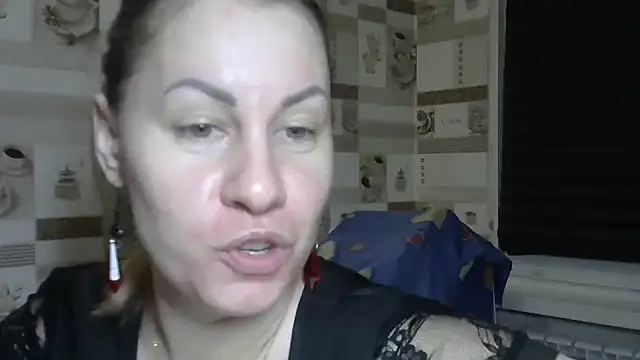 TherestlessKitty online show from December 3, 2025, 10:20 pm