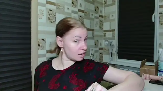 TherestlessKitty online show from June 17, 2026, 10:19 pm