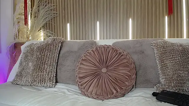 Tayzon Foxxx online show from April 5, 2026, 8:26 pm