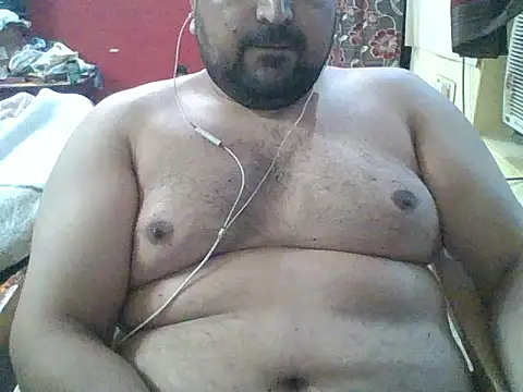Snapshot of ARYANAVAILABLE chatting on July 15, 2026, 12:28 am ARYANAVAILABLE online show from July 15, 2026, 12:28 am