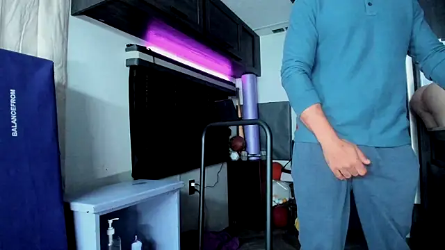 Snapshot of DirtyDrizzy chatting on February 12, 2026, 11:21 am DirtyDrizzy online show from February 12, 2026, 11:21 am