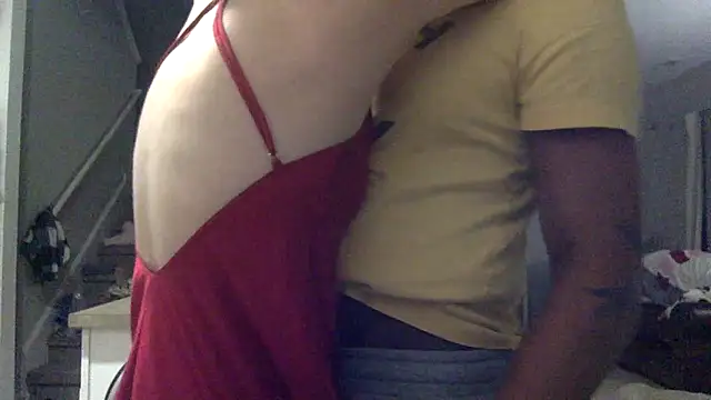 Snapshot of Smashersjk chatting on February 14, 2025, 3:33 am Smashersjk online show from February 14, 2025, 3:33 am