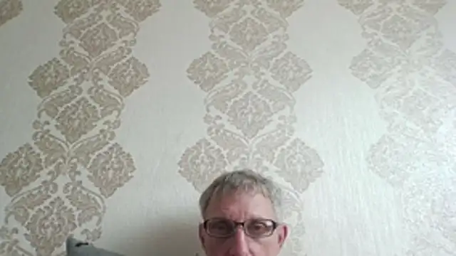 Snapshot of BobbyXRoyal chatting on July 4, 2026, 2:21 pm BobbyXRoyal online show from July 4, 2026, 2:21 pm