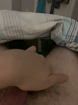 Erenn34 online show from November 7, 2025, 10:24 pm