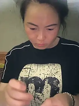 Sweetlove 77 online show from October 30, 2025, 2:04 pm