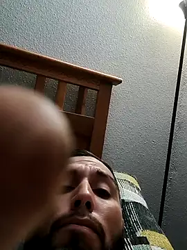 KingTulip111 online show from April 19, 2026, 5:52 am