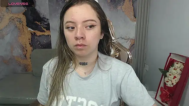 Snapshot of Cristal_v_1 chatting on March 20, 2025, 3:02 am Cristal v 1 online show from March 20, 2025, 3:02 am