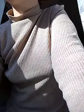 Gussie Bridie online show from November 26, 2025, 8:36 am