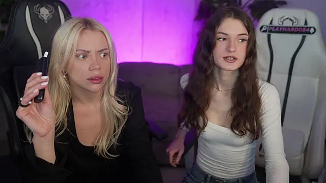 Britney054 online show from February 21, 2026, 4:20 pm