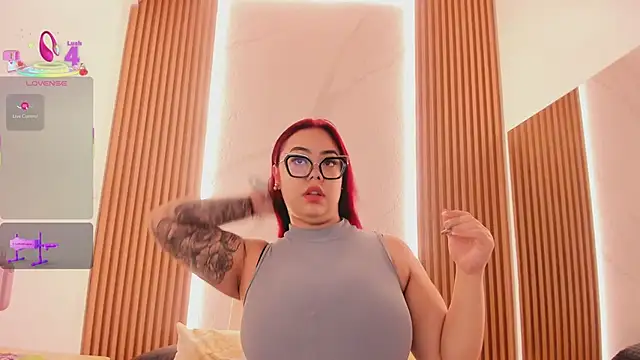 juicy led  online show from March 21, 2025, 11:22 am