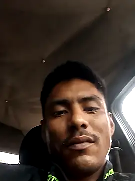 Snapshot of Aqua2312 chatting on March 16, 2026, 10:01 pm Aqua2312 online show from March 16, 2026, 10:01 pm