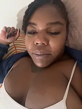 Goddess Nafeesha online show from November 1, 2025, 8:41 am