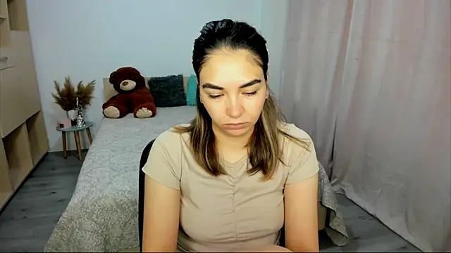 Snapshot of Alexa_Dolly12 chatting on November 6, 2025, 7:12 am Alexa Dolly12 online show from November 6, 2025, 7:12 am