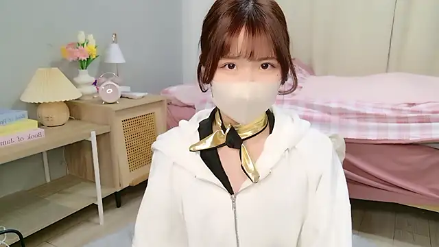 Sayuringo  online show from February 16, 2026, 11:09 am