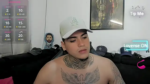 Snapshot of mad_maxxx2 chatting on November 11, 2025, 12:27 am mad maxxx2 online show from November 11, 2025, 12:27 am