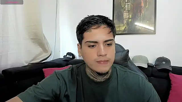 Snapshot of mad_maxxx2 chatting on October 25, 2025, 12:39 pm mad maxxx2 online show from October 25, 2025, 12:39 pm