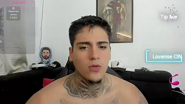 Snapshot of mad_maxxx2 chatting on November 20, 2025, 11:14 pm mad maxxx2 online show from November 20, 2025, 11:14 pm