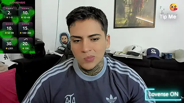 Snapshot of mad_maxxx2 chatting on January 11, 2026, 12:34 pm mad maxxx2 online show from January 11, 2026, 12:34 pm