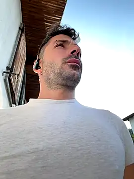 Snapshot of fisicato chatting on October 8, 2025, 2:40 pm fisicato online show from October 8, 2025, 2:40 pm