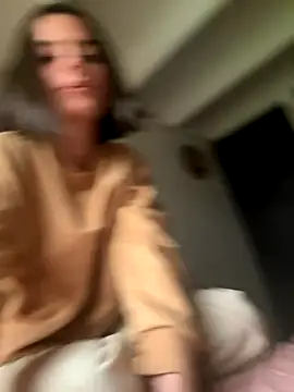 Snapshot of Alice_milf_ chatting on November 26, 2025, 7:25 pm Alice milf online show from November 26, 2025, 7:25 pm