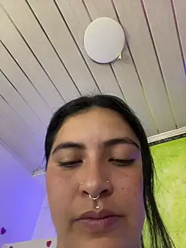 Snapshot of _luna_torres chatting on May 5, 2026, 12:30 pm luna torres online show from May 5, 2026, 12:30 pm