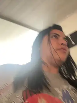  luna torres online show from March 12, 2026, 1:04 pm